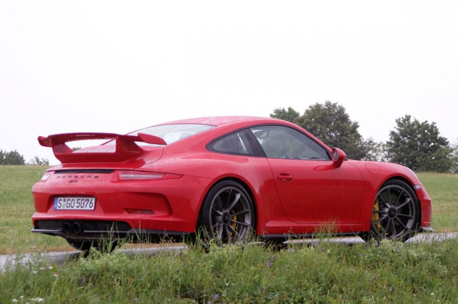  Porsche 911 GT3 2013 года  (фото 71 из 78)